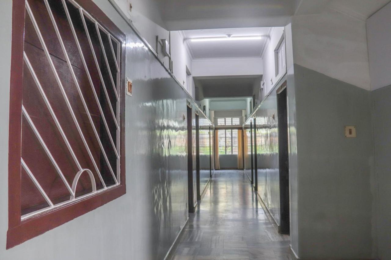 Spot On 49477 Hotel Galaxy Dimāpur Esterno foto